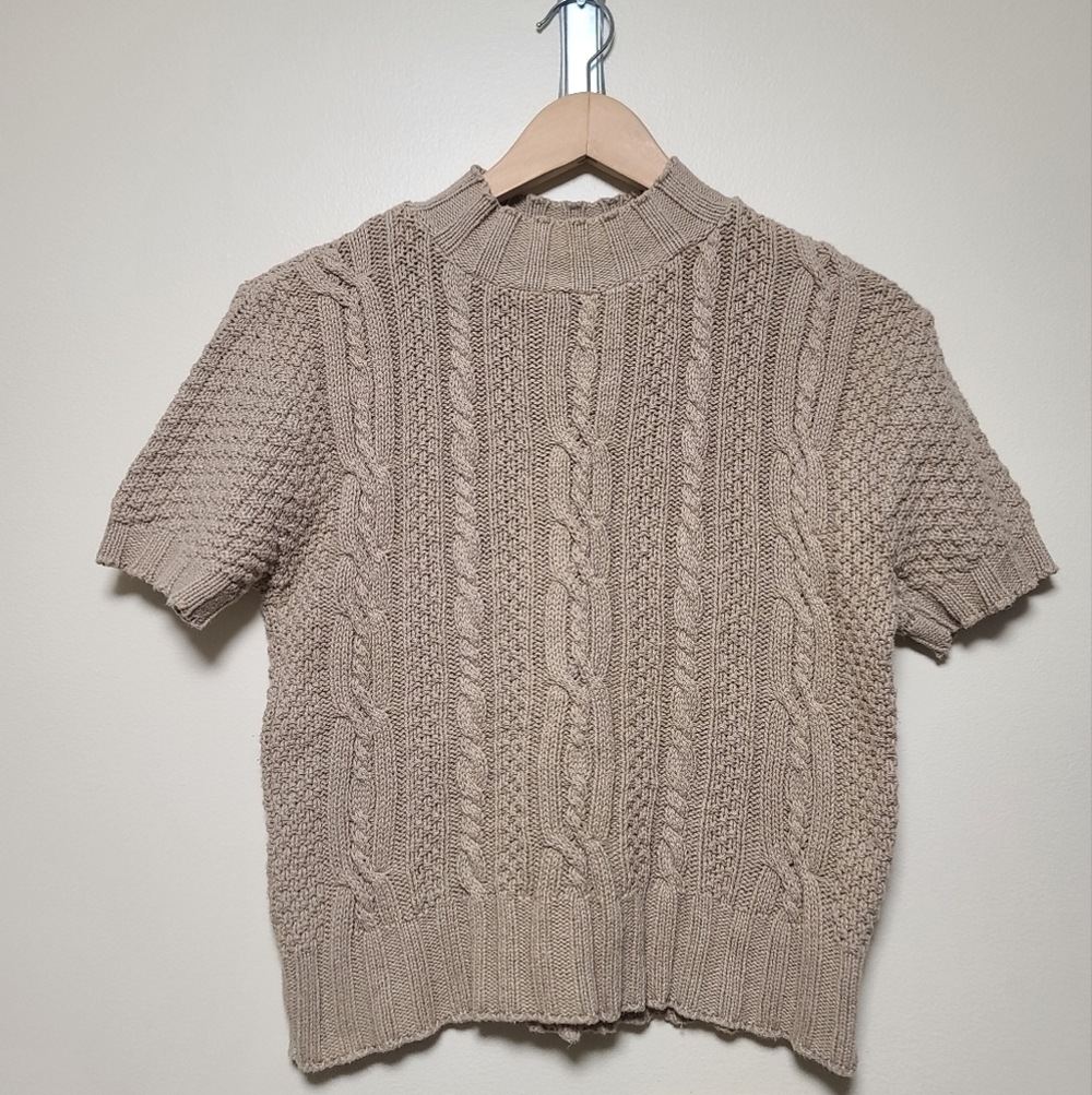 Stefano Basics Cropped Knit Sweater Short Sleeve Beige Medium